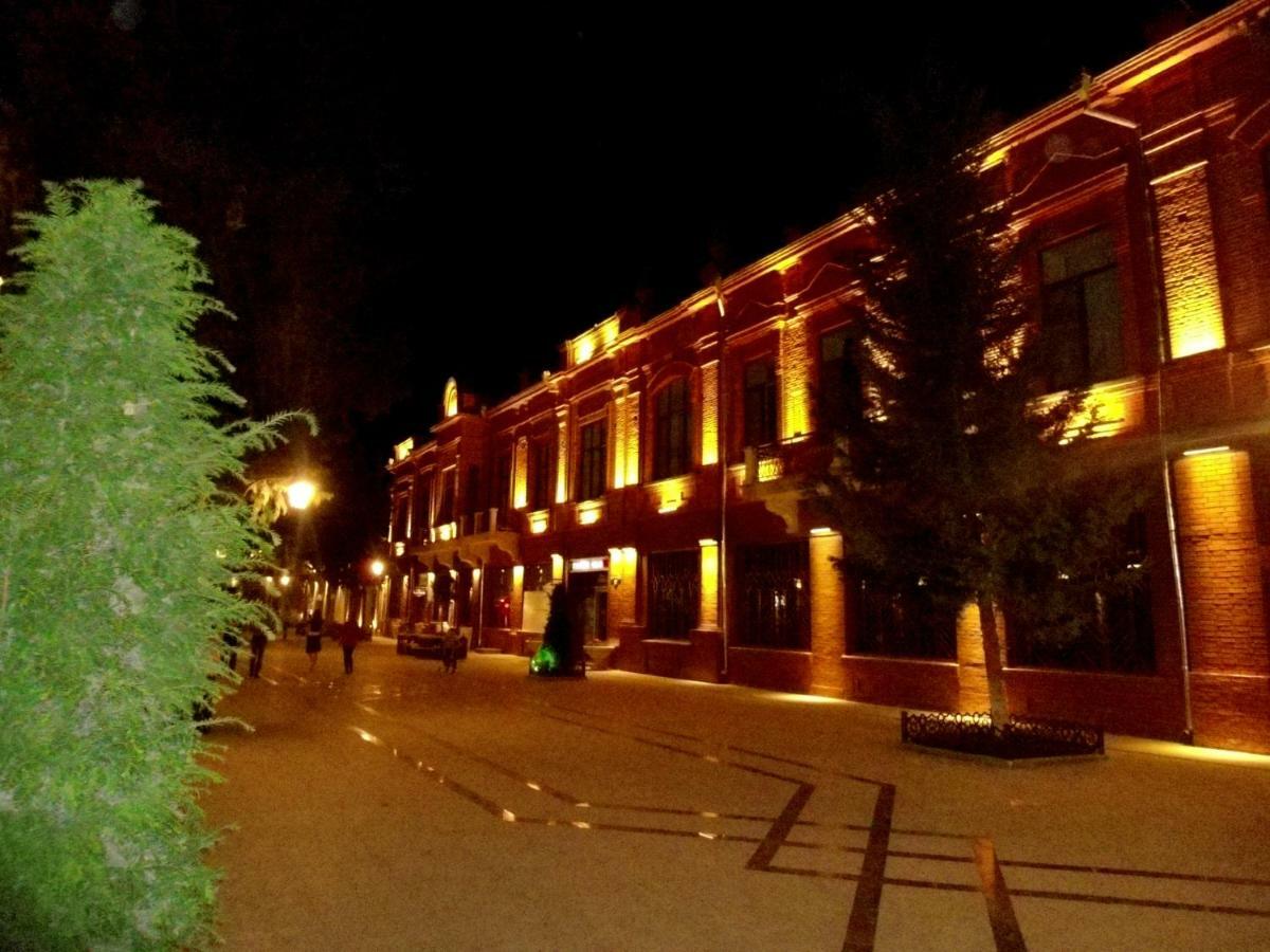 Khurma Hostel Ganja Bagian luar foto
